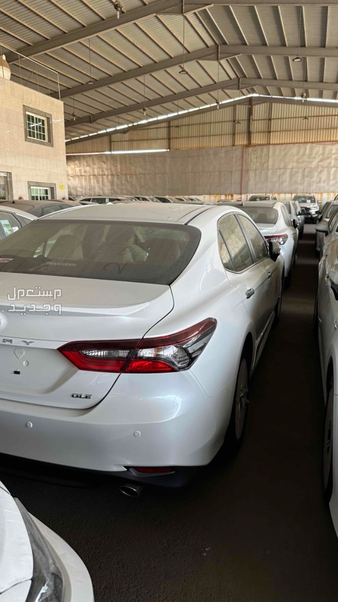 تويوتا كامري 2024 و هونداي 2024 و جميع السيارات يوجد لدينا وكالة  وخصومات شهرياً