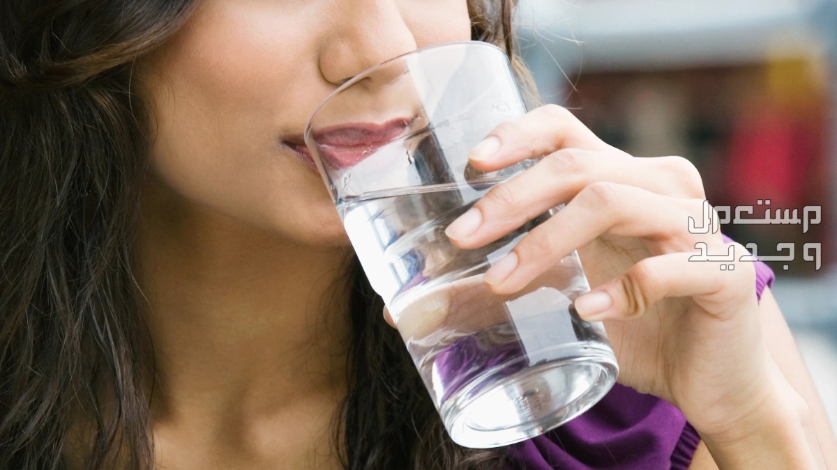فوائد شرب الماء للبشرة الدهنية والكمية المناسبة لوجه مشرق في فلسطين فوائد شرب الماء للبشرة الدهنية