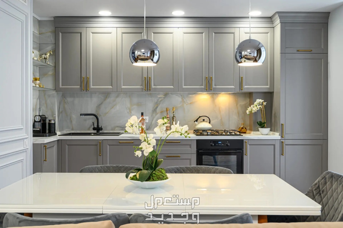 ألوان طلاء جدران المطبخ 2024 غير تقليدية وعصرية في لبنان ألوان طلاء جدران حديثة للمطبخ 2024
