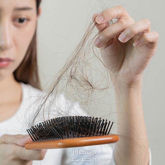 أسباب تساقط الشعر عند النساء وعلاجه العناية بالشعر وتحقيق الثقة