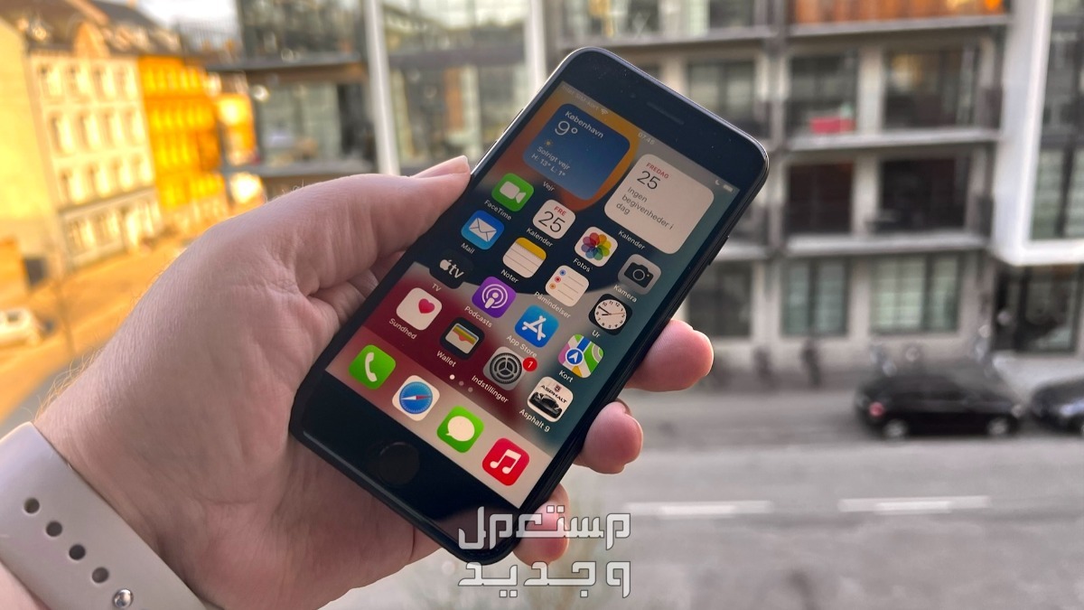 مواصفات وسعر هاتف أبل قابل للطي "iPhone Flip" وموعد طرحه في الأردن ارخص ايفون