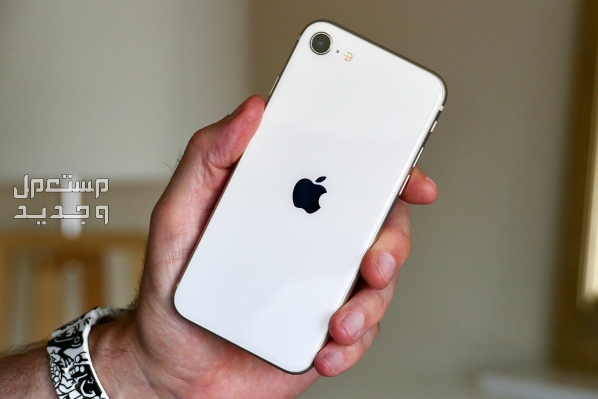 مواصفات وسعر هاتف أبل قابل للطي "iPhone Flip" وموعد طرحه في الأردن هاتف ايفون SE