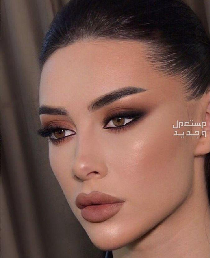 طريقة عمل مكياج العيون بالصور مكياج العيون