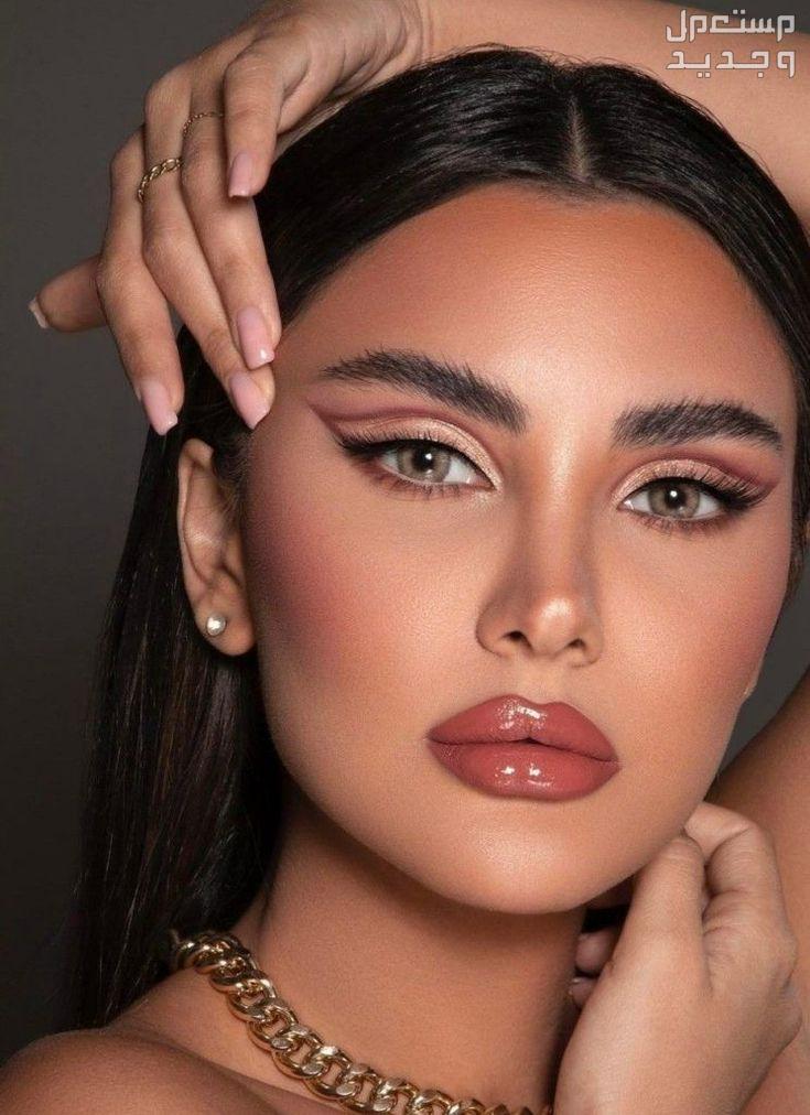 طريقة عمل مكياج العيون بالصور مكياج عيون بني