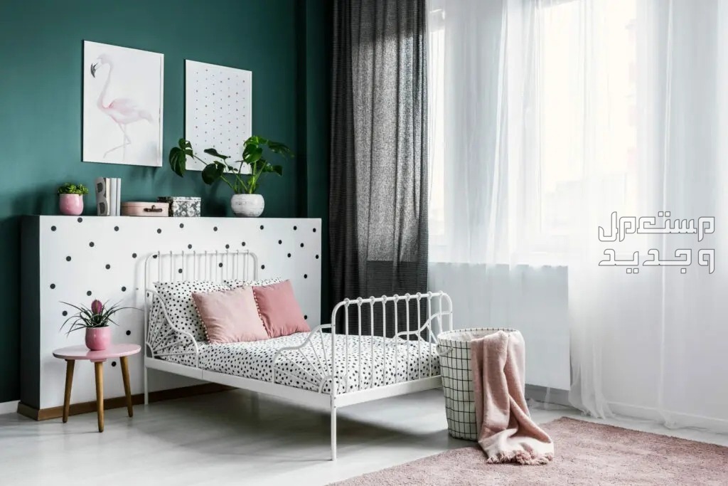أحدث تصميمات سرير غرف نوم مودرن كاملة 2024 بأشكال عصرية في المغرب تصميم سرير معدن