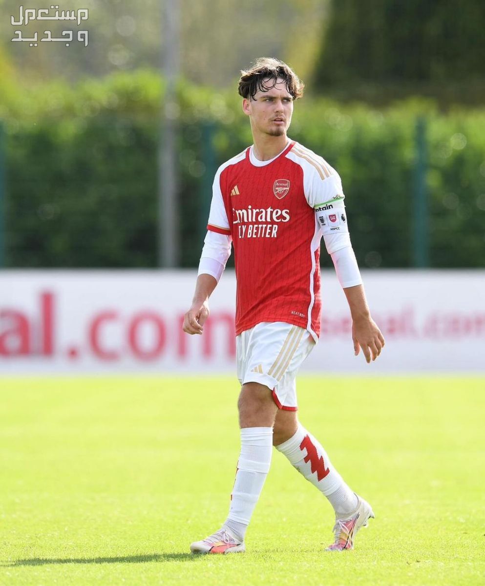 كم تبلغ جائزة بطل الدوري الانجليزي 2024 فريق أرسنال