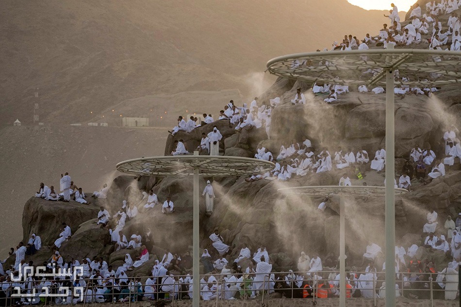 موعد يوم عرفة فلكيا 2024 ومتى عيد الأضحى في عمان الحجاج على جبل عرفات