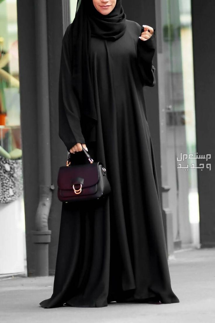 أحدث موديلات عبايات خليجي خروج والأسعار في البحرين جاذبية اللون الأسود في العبايات