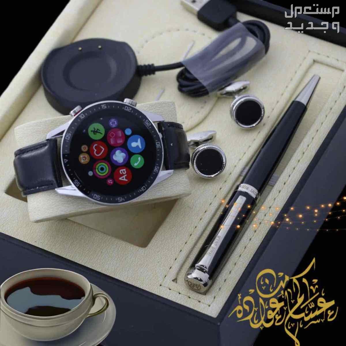 من كشخــــــــــة للساعــــــات  طقم شكل هواي او طقم. شكل ابل  ساعه اكتروني درجه اولى  مع ملحقاتها  قلم راقي كبك راقي علبه طقم مونت رويال  كيس مونت رويال