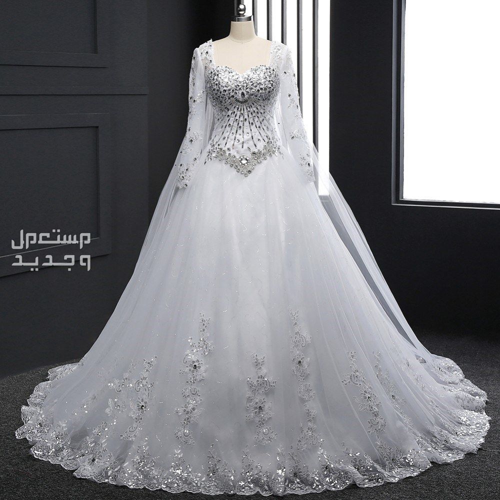 تفسير حلم الفستان الأبيض في المنام في الإمارات العربية المتحدة رؤية الفستان الابيض في المنام