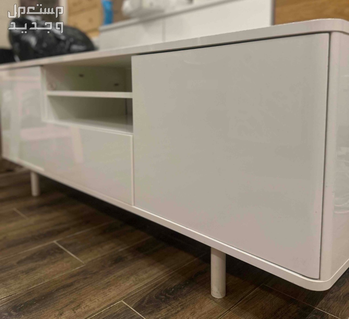 طاولة تلفزيون ( ايكيا ) MOSTORP