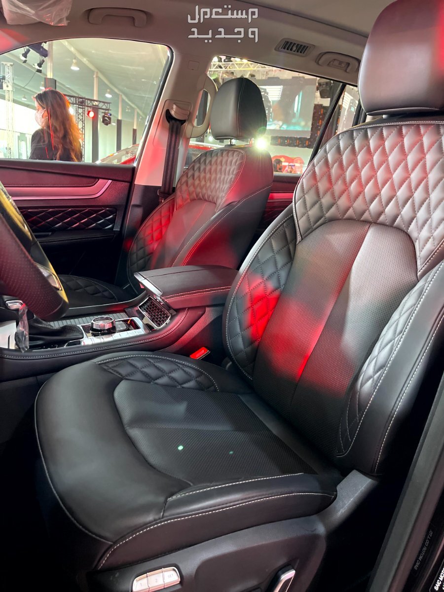 ام جي RX8 موديل 2024 بجميع الفئات والأسعار المتوفرة وأبرز العيوب والمميزات في جيبوتي المقاعد الأمامية