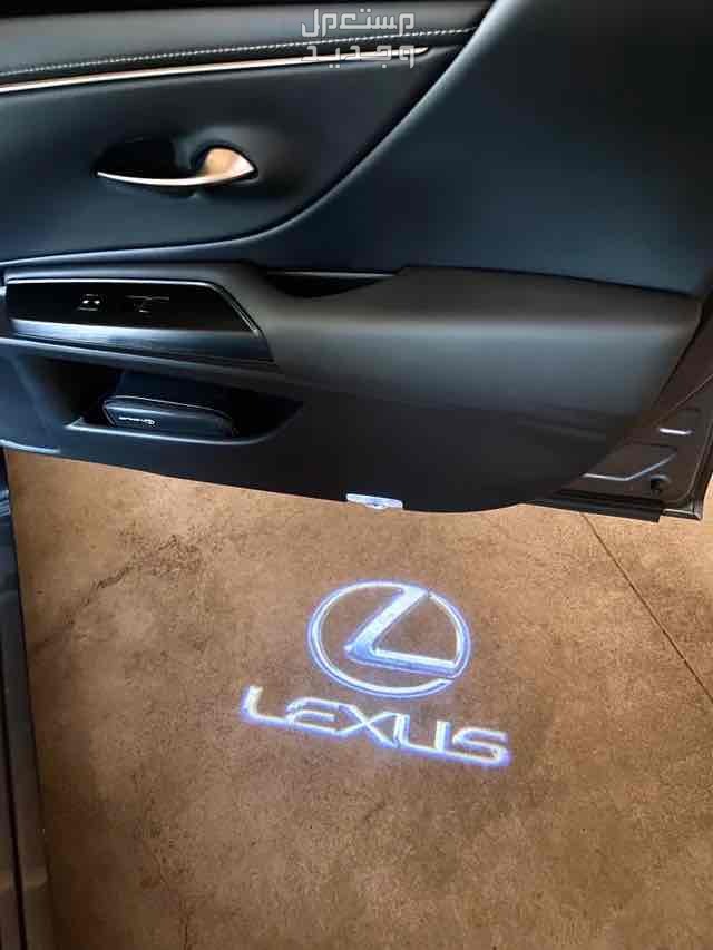 انارة بروجكتر ترحيبية للابواب بشعار Lexus