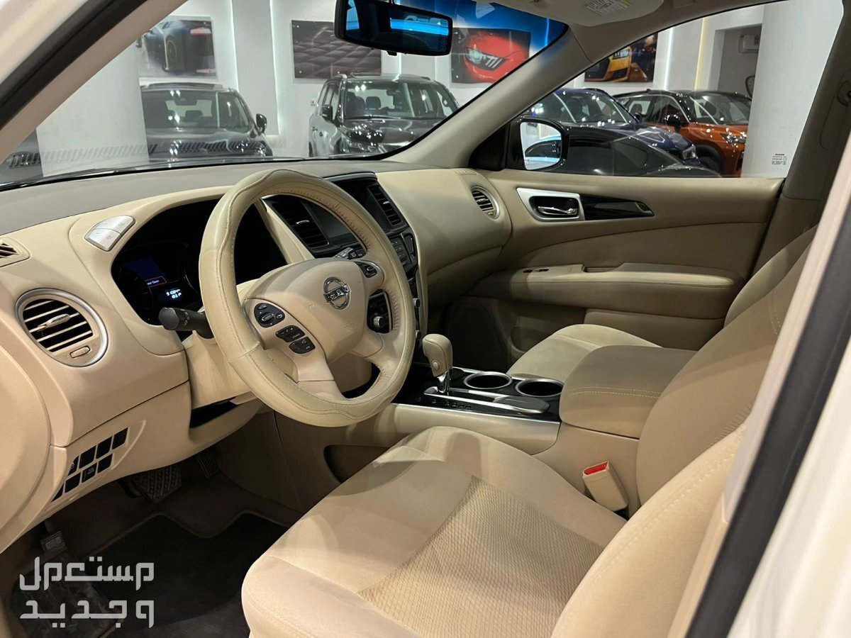 Nissan Pathfinder 2015 MODEL V6 FOR SALE