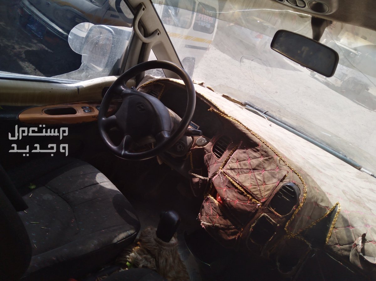باص هيونداي H1 2002 في صنعاء بسعر 1,000,000 ريال يمني