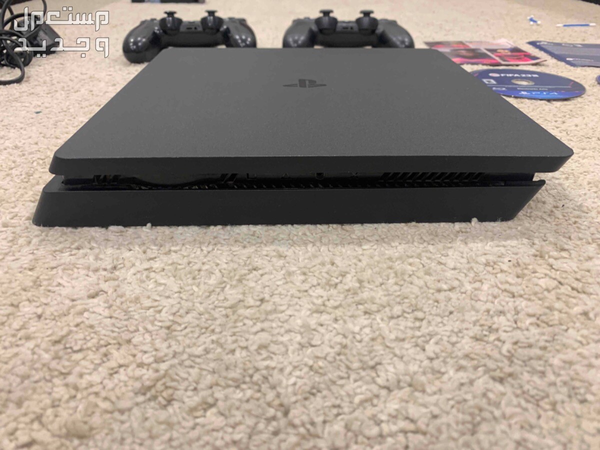 PS4 Slim 1 TB Storage (45 exclusive games)