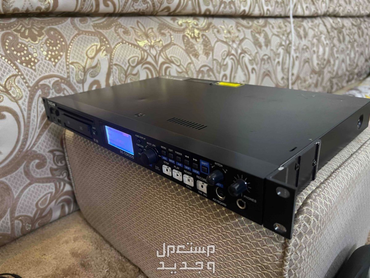 للبيع جهاز تسجيل تاسكام TASCAMss-cdr200 يو اس بي   سي دي في الرياض بسعر 2500 ريال سعودي