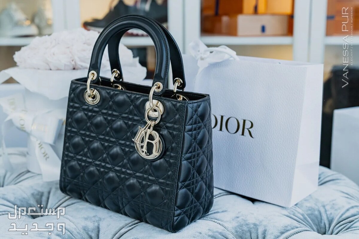 كيفية معرفة شنطة ديور الأصلية من التقليد شنطة ديور Medium Lady Dior Bag
