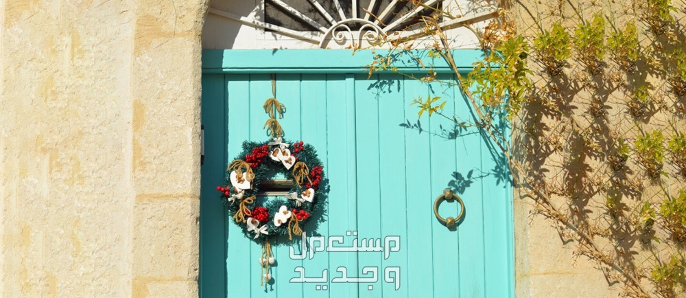 أفكار ديكور باب المنزل من الداخل بالصور تعليقات الأبواب