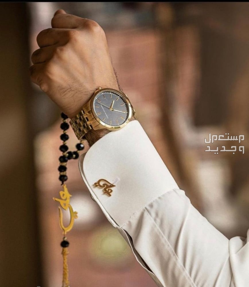 تعليقات سياره استوداعية مطلي ف الفضة او الذهب بالأسماء