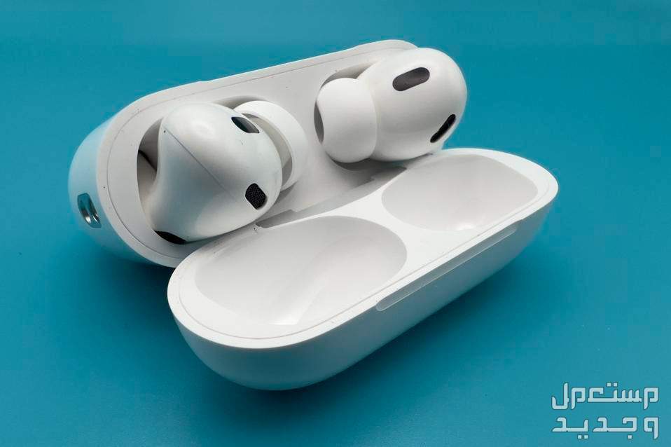 سعر سماعة ايربودز برو 2 airpods pro.. وهل تستحق الشراء؟ سماعة ايربودز برو 2 airpods pro