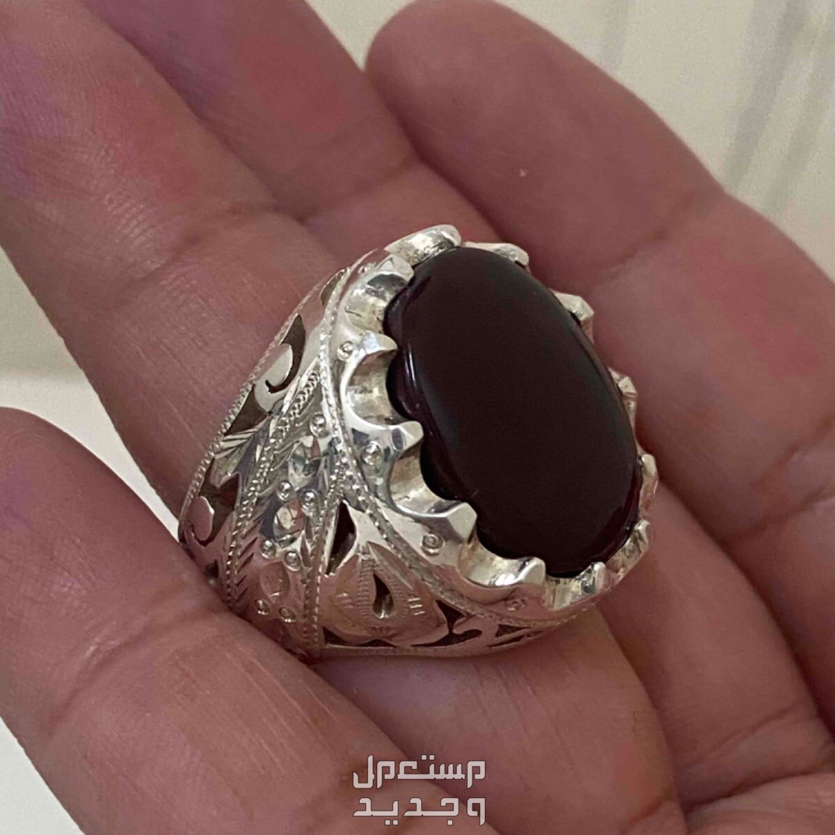 خاتم عقيق يماني كرزي ملكي لايختلف عليه اثنان