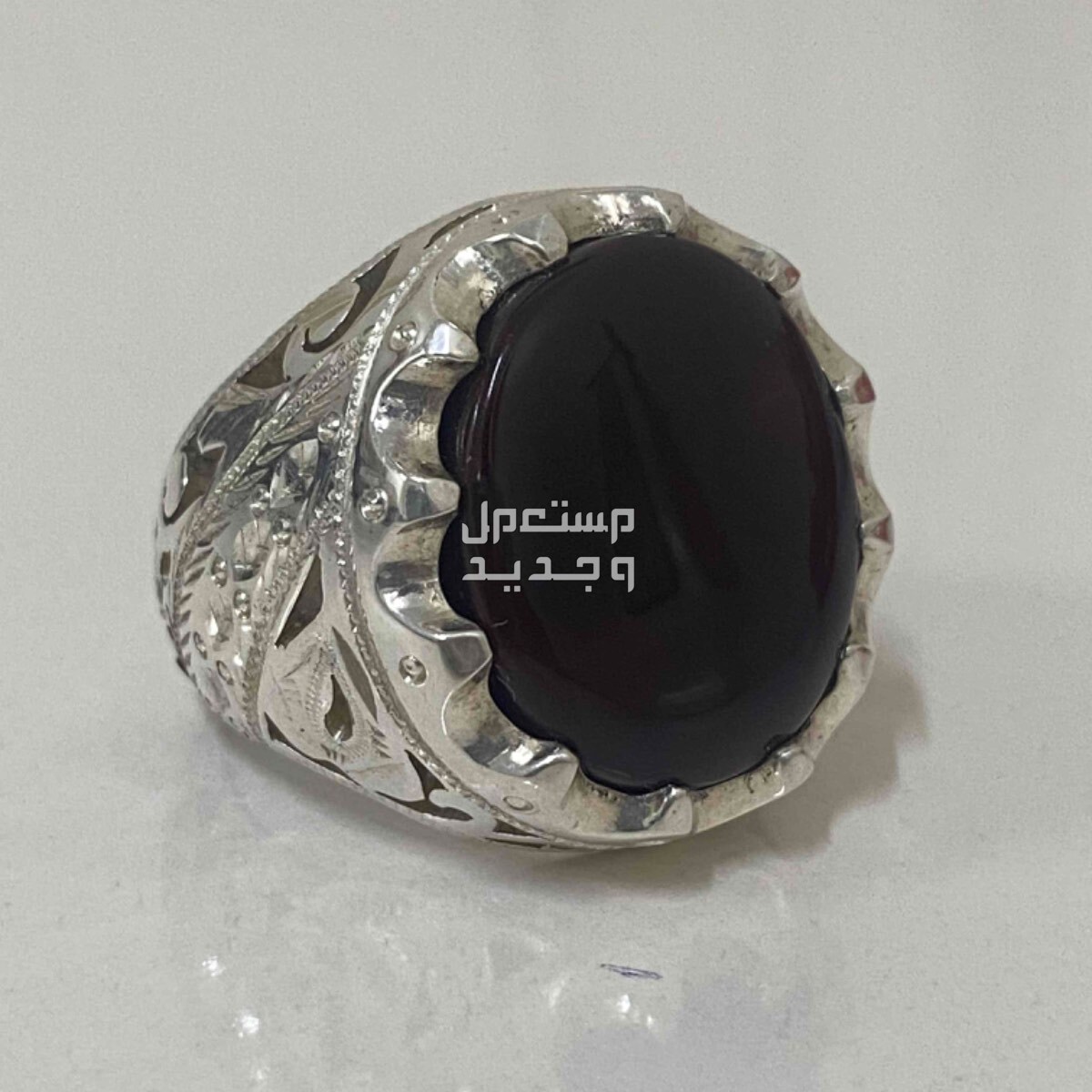 خاتم عقيق يماني كرزي ملكي لايختلف عليه اثنان