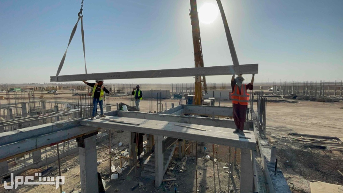 مهندس مقاول بالمواد(عظم-هناجر-تشطيب-قوالب-بريكاست)