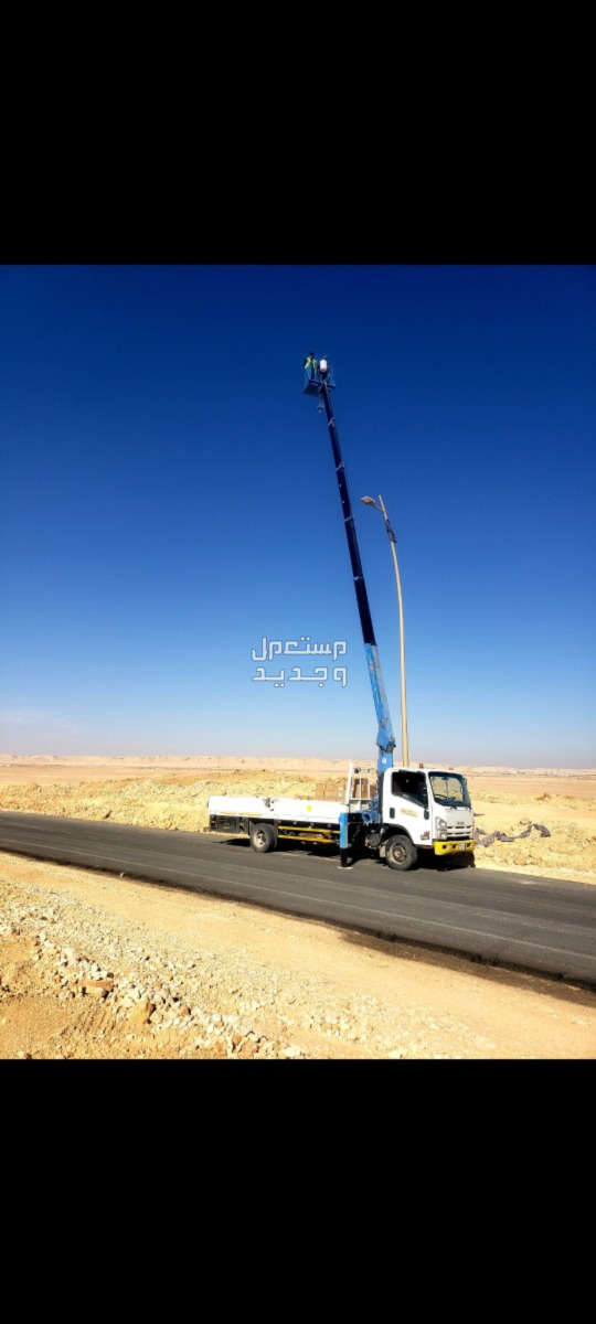 رافعات شوكيه وكرينات للايجار