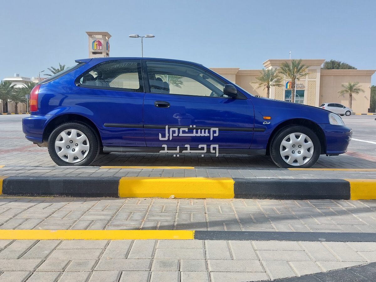 هوندا سيفيك 2001 في الشارقة بسعر 15 ألف درهم إماراتي