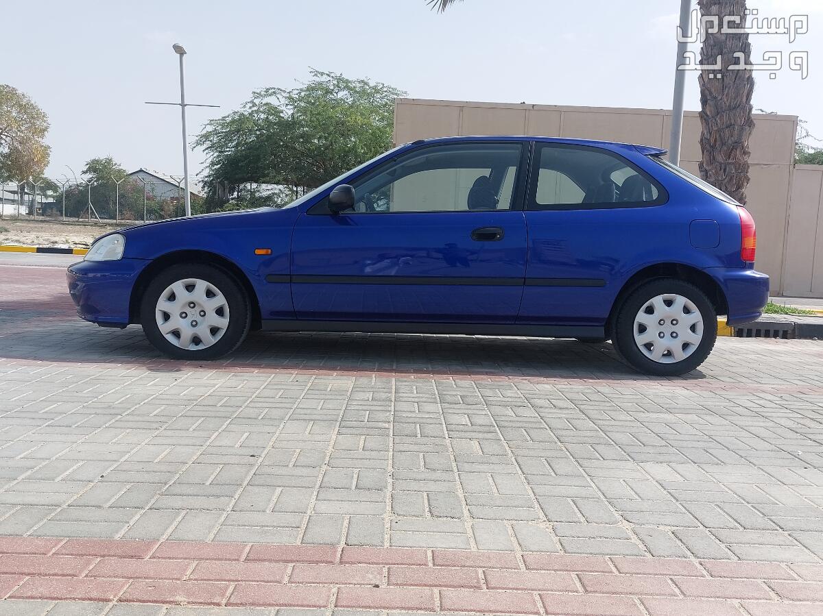 هوندا سيفيك 2001 في الشارقة بسعر 15 ألف درهم إماراتي