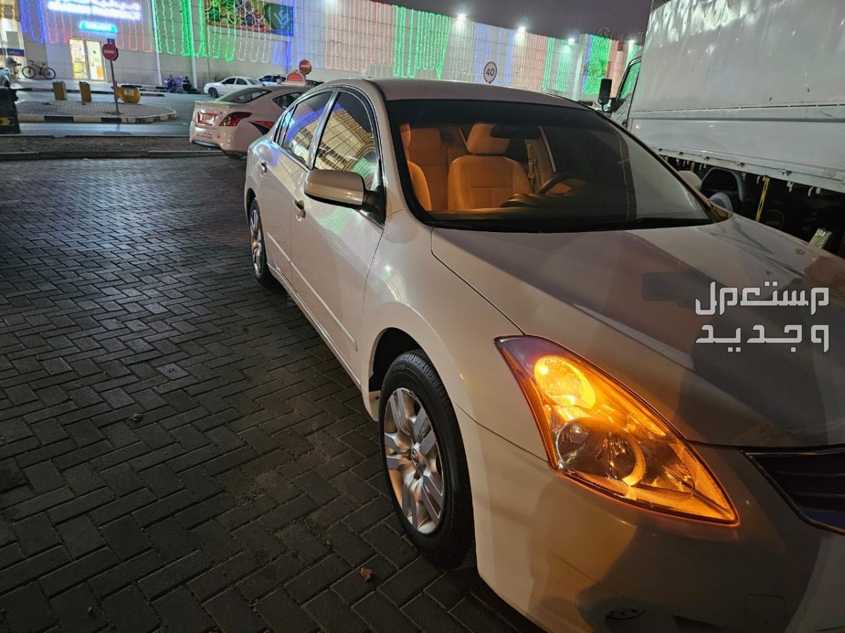 نيسان التيما 2010 في أبو ظبي بسعر 12 ألف درهم إماراتي