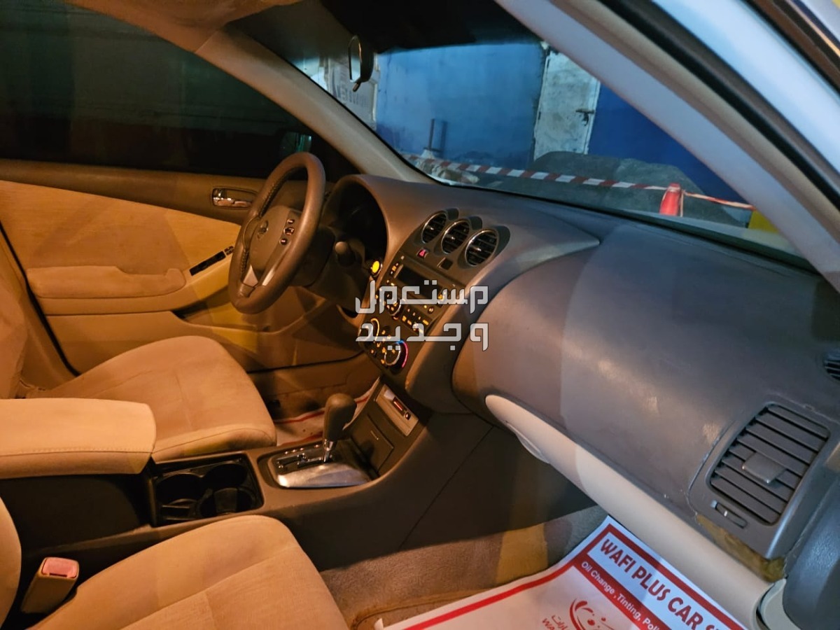 نيسان التيما 2010 في أبو ظبي بسعر 12 ألف درهم إماراتي