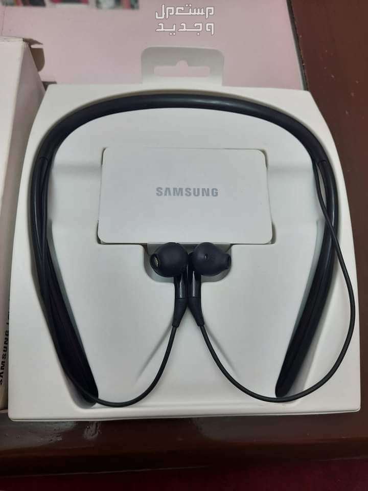 Samsung level U2 للبيع  2000ج للتواصل واتس او فون