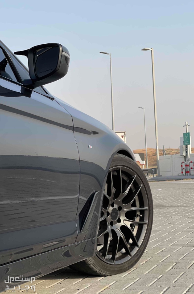 بي ام دبليو الفئة الخامسة 2019 في دبي بسعر 65 ألف درهم إماراتي