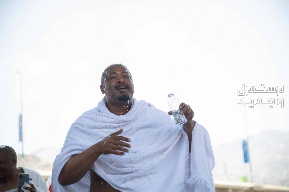 الإجهاد الحراري.. أسبابه وأعراضه وطرق الوقاية منه حجاج يعانون من ارتفاع درجات الحرارة