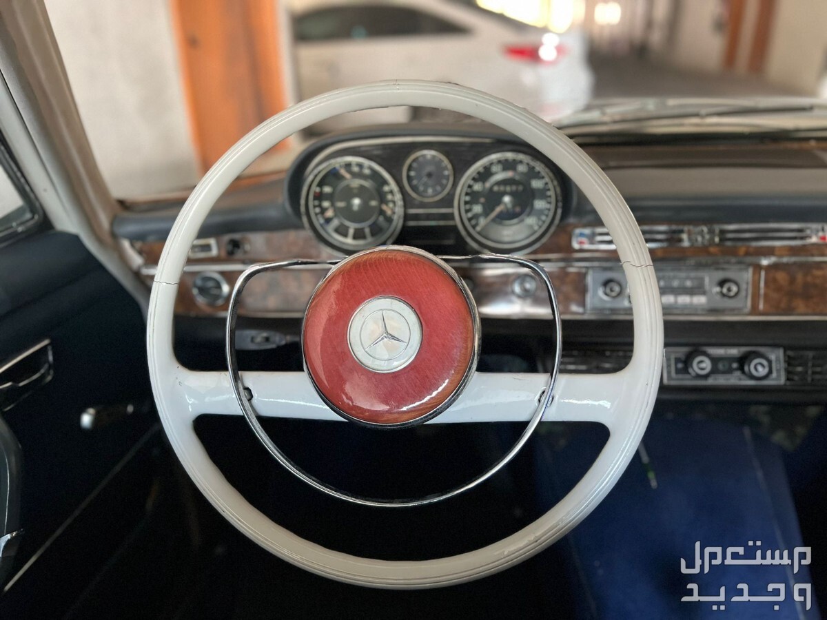مرسيدس بنز S-Class قبل 1970 في الشارقة بسعر 38 ألف درهم إماراتي