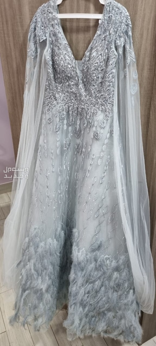 فستان افراح مقاس M 12