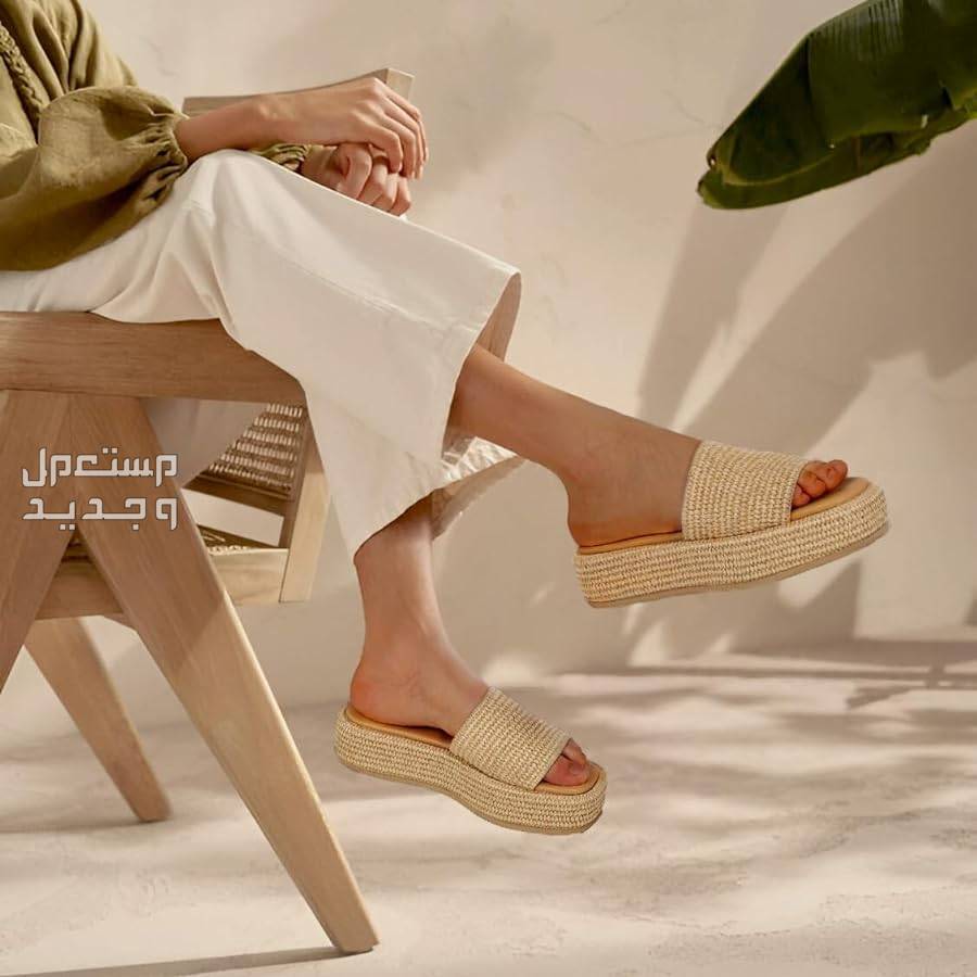 أفضل موديلات كعب اسود لصيف 2024 حذاء الشاطئ