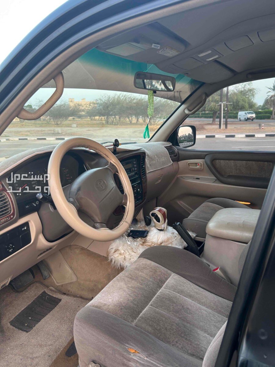 تويوتا لاند كروزر 2000