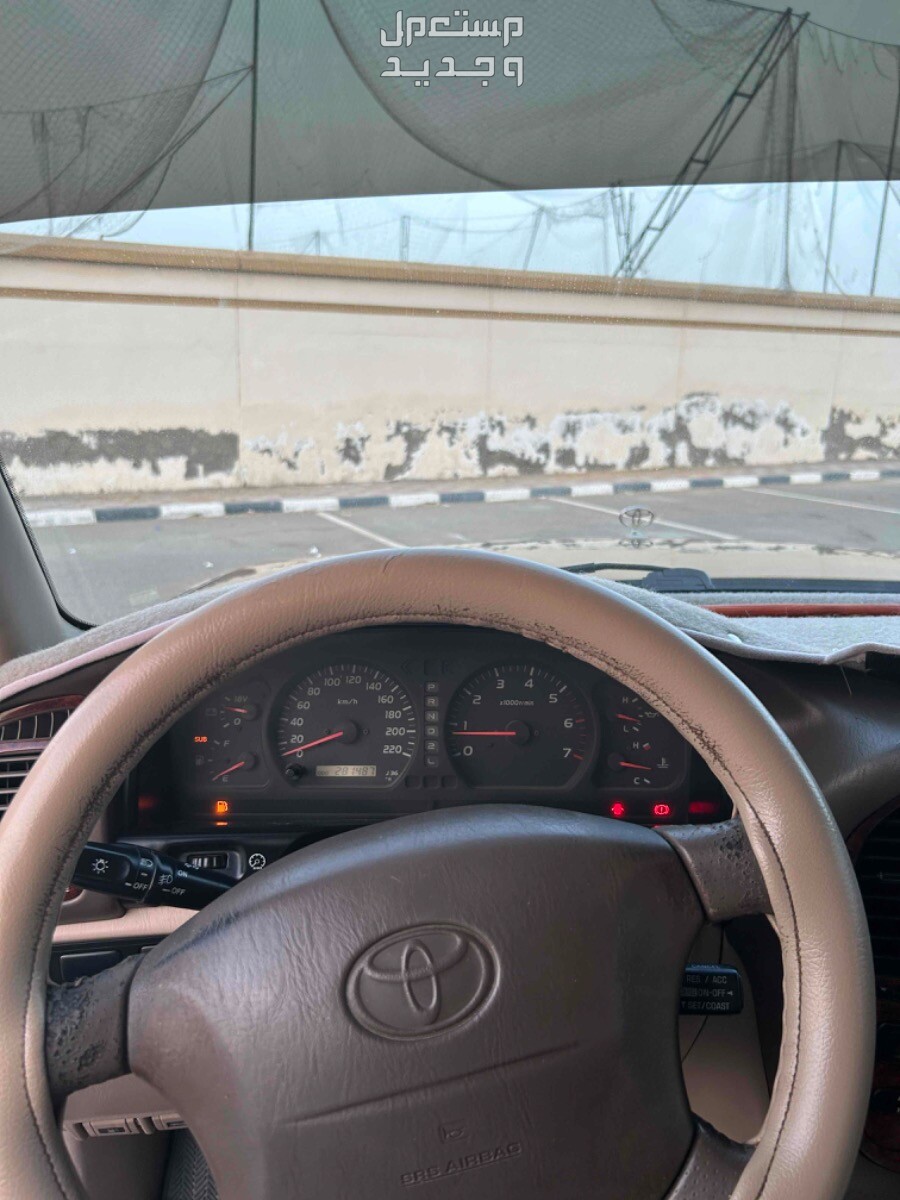تويوتا لاند كروزر 2000