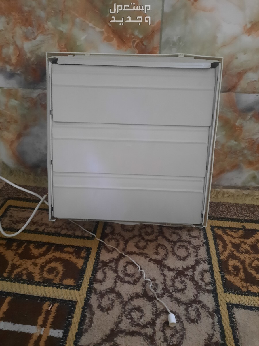 مفرغة هواء او ساحبة مطبخ جديده مثل ما واضح بلصور
