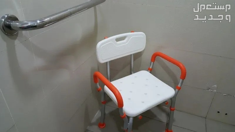 أفضل أنواع كراسي حمامات 2024 وكيفية الشراء والاختيار في الأردن كرسي حمام دوار