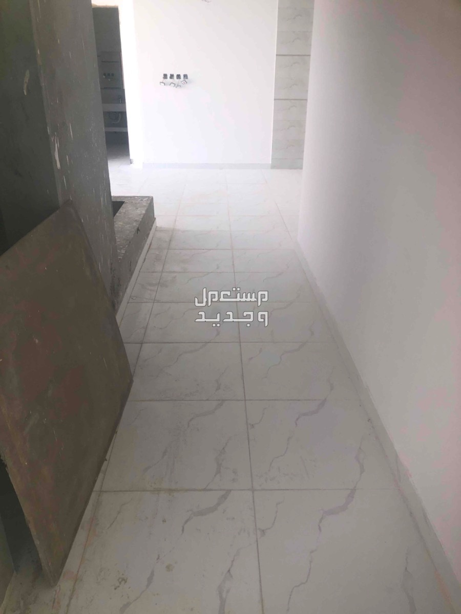 معلم بلاط وسراميك سوري 0570489887