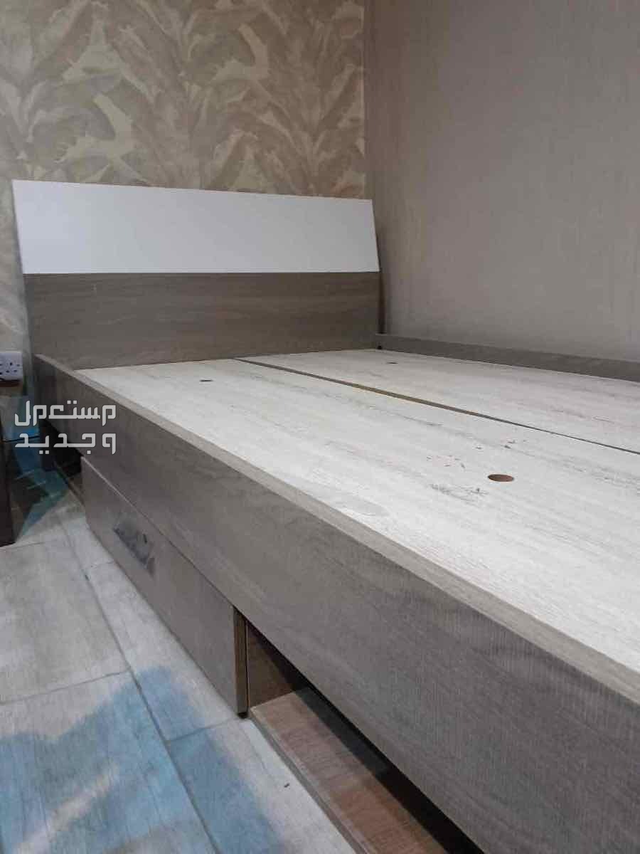 للبيع سرير مفرد بدون مرتبة