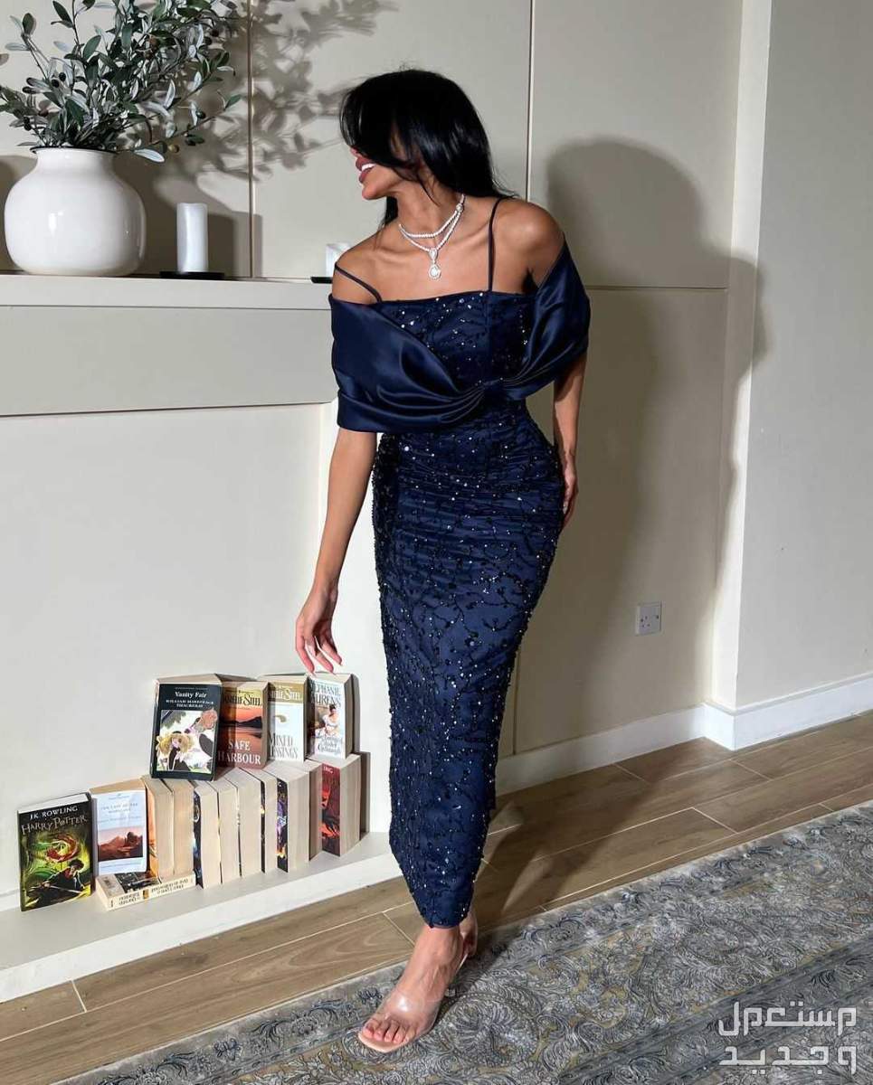 أجمل واحدث فساتين السهرة 👗😊😍 نشحن لكافه مدن المملكة وخدمة توصيل للبيت  حسابنا الأنستقرام rem_fasn1  في المدينة المنورة بسعر 180 ريال سعودي