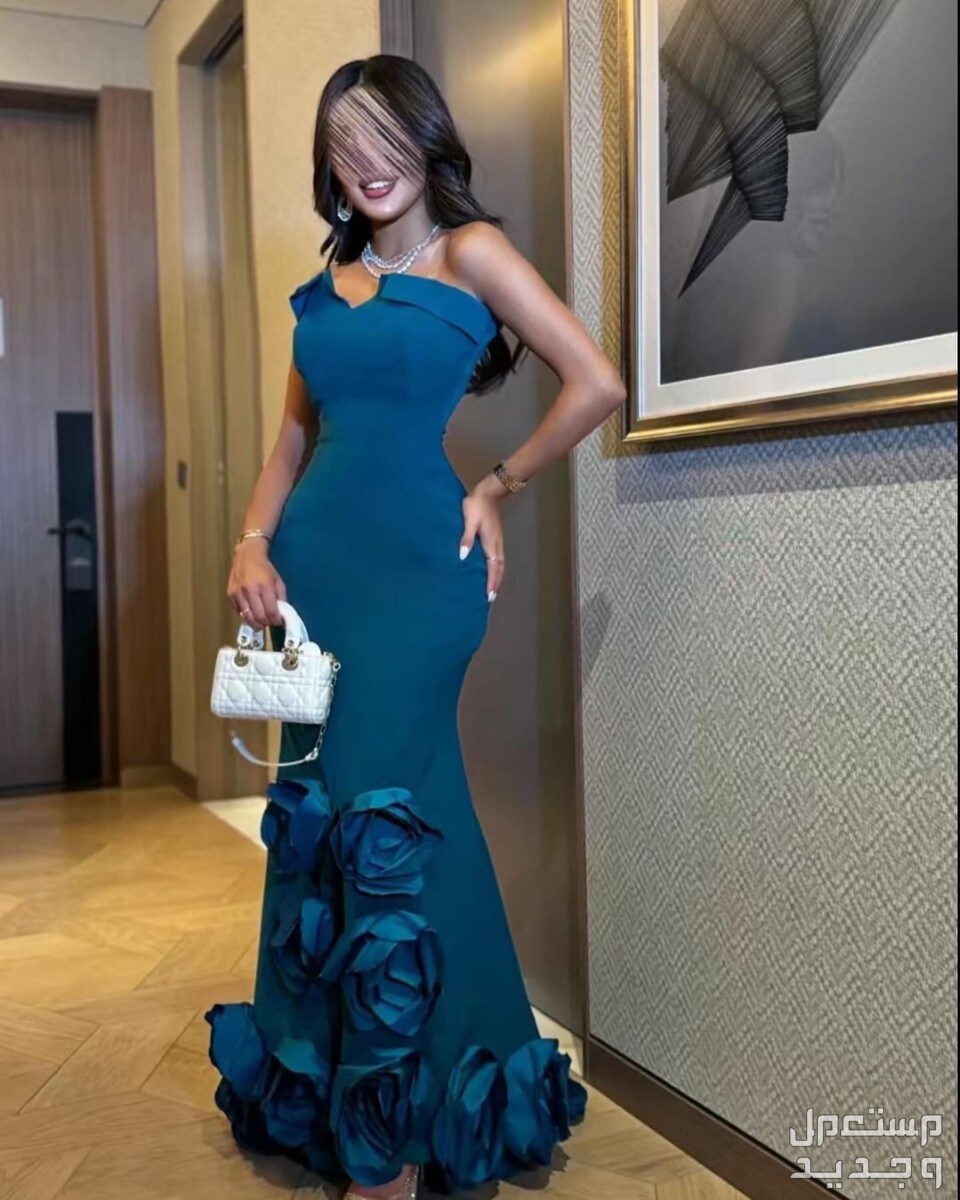 أجمل واحدث فساتين السهرة 👗😊😍 نشحن لكافه مدن المملكة وخدمة توصيل للبيت  حسابنا الأنستقرام rem_fasn1  في المدينة المنورة بسعر 180 ريال سعودي