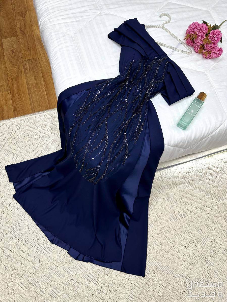 أجمل واحدث فساتين السهرة 👗😊😍 نشحن لكافه مدن المملكة وخدمة توصيل للبيت  حسابنا الأنستقرام rem_fasn1  في المدينة المنورة بسعر 180 ريال سعودي