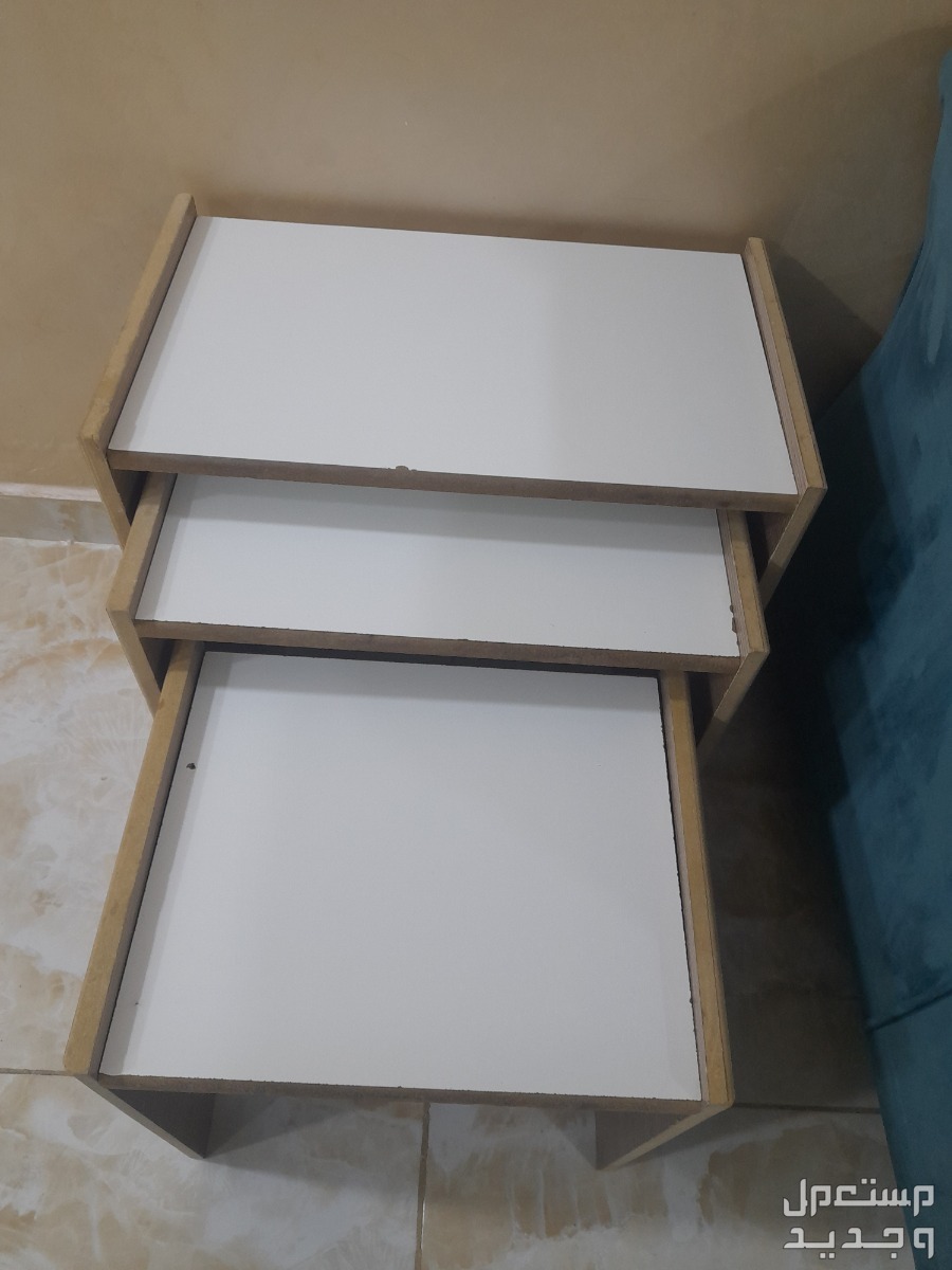 طاولة وسط و3 سيرفس وجهاز رياضه