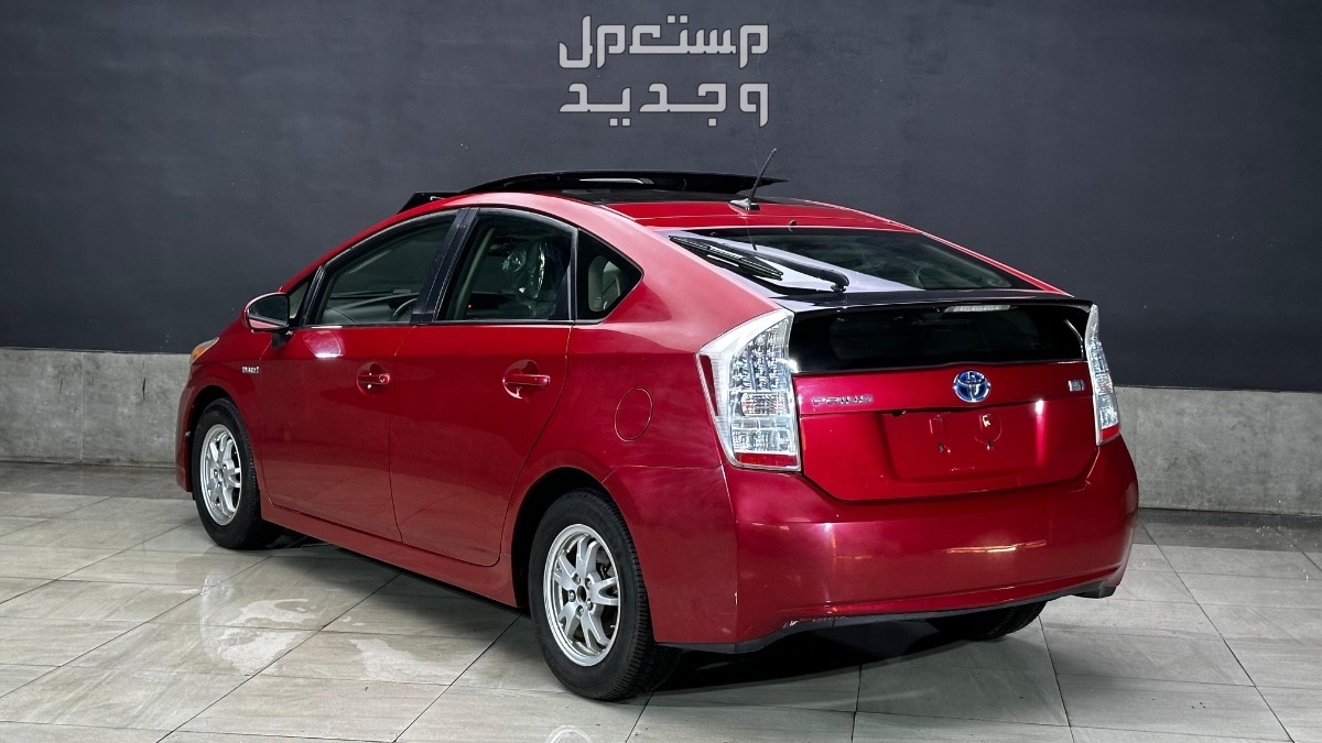 تويوتا بريوس هايبرد  2011 للبيع في  عجمان بسعر20,000 درهم إماراتي